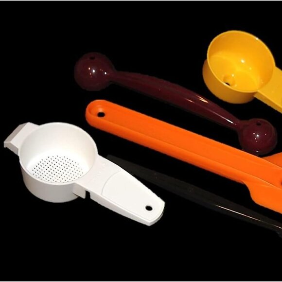 Tupperware Scraper Spatula, Melon Baller, Citrus Peeler, Mini Funnel, Tea Strain - Picture 10 of 14